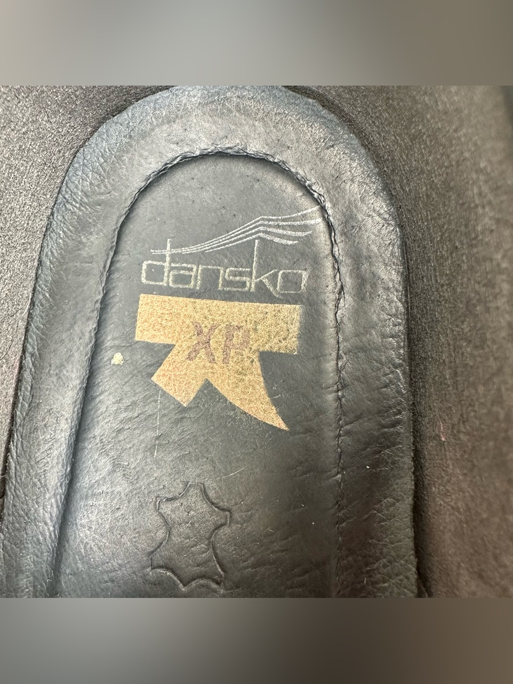 Dansko Professional XP Clogs Butterfly/Floral Patent Leather Size 38 (US 8) - Picture 10 of 12